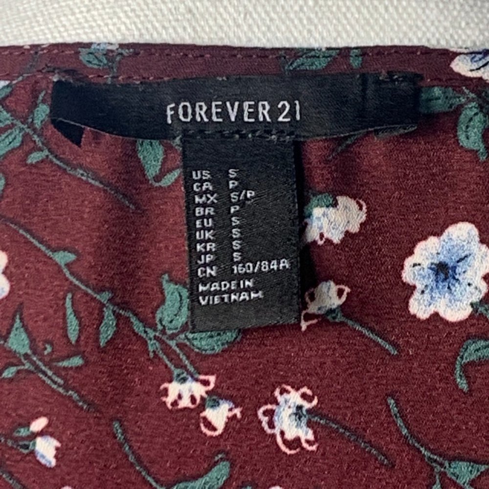 Forever 21 Women's Wrap Top - Picture 6 of 6